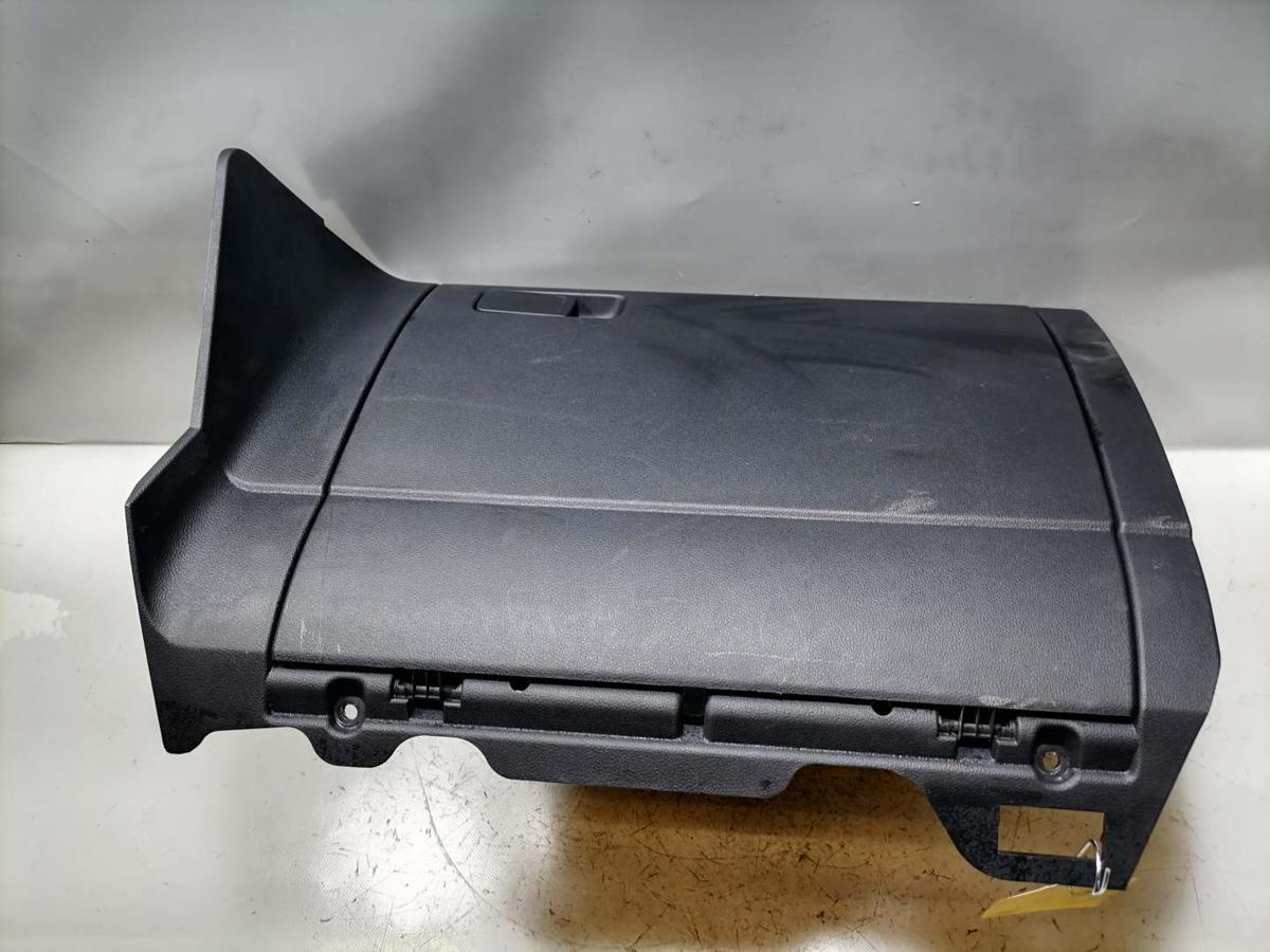 VW Golf 7 original Handschuhfach Facelift ab 2017 Bj.2020
